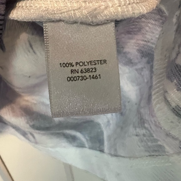 Two Tops - Large - Picture 11 of 11